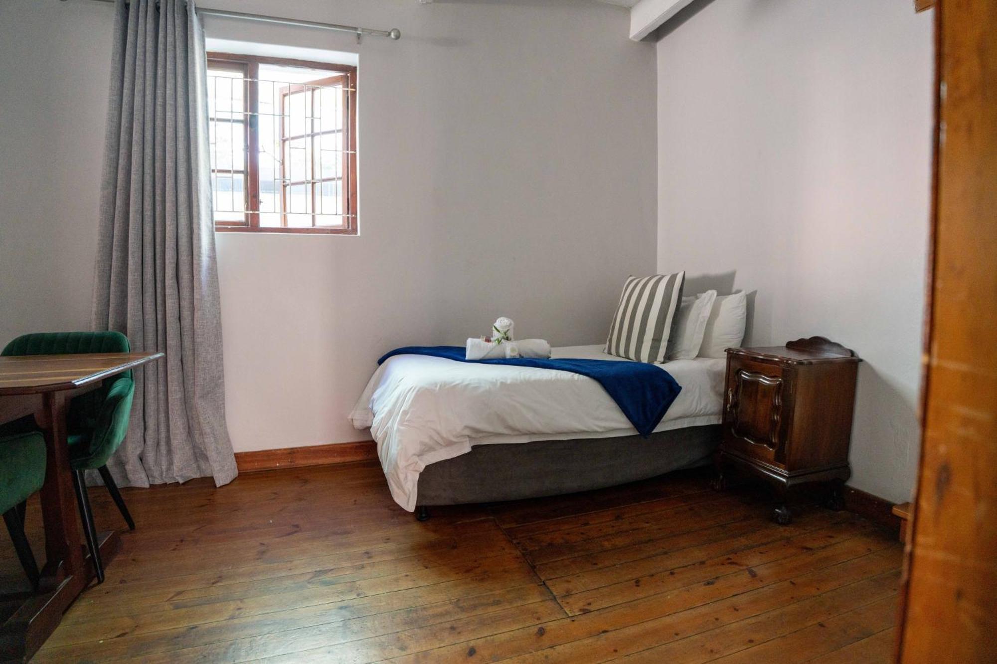 Olive Tree Lodge Paarl Bagian luar foto